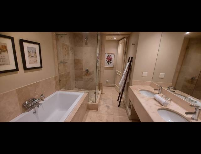 1 BEDROOM APARTMENT FOR SALE IN UMHLANGA RIDGE